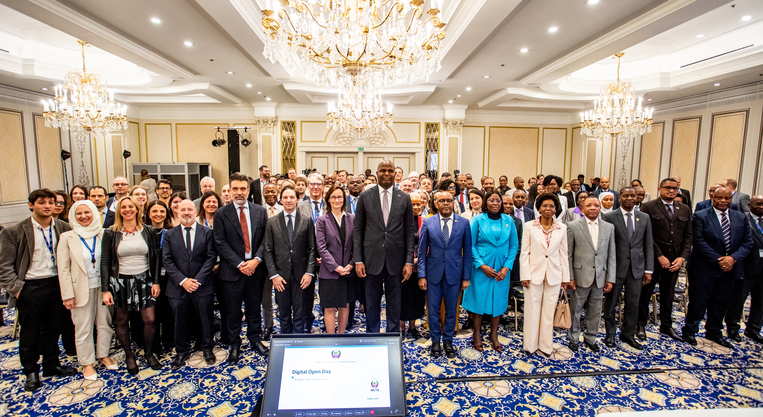 Chapo defende transformação digital como motor de desenvolvimento em Moçambique