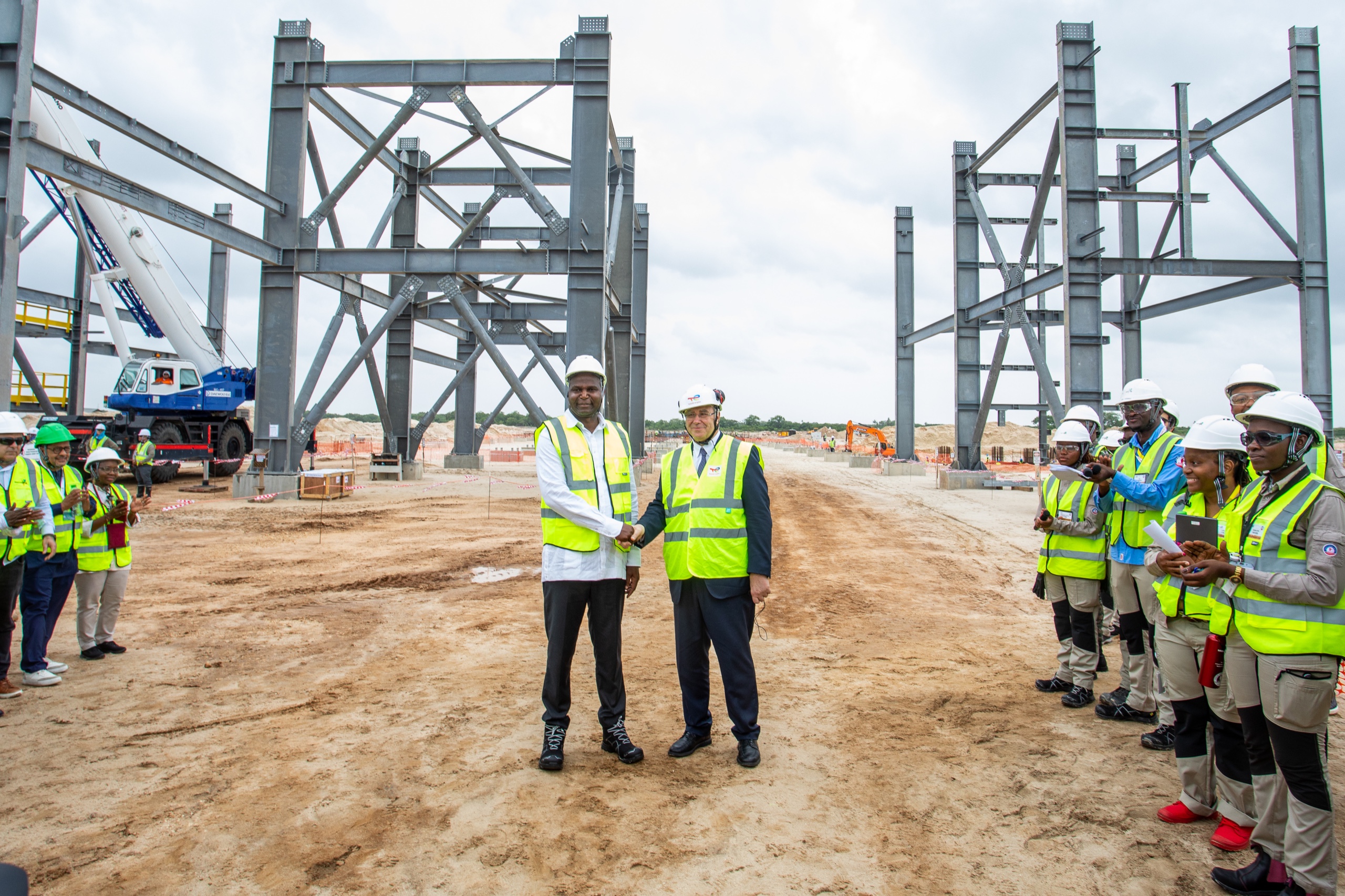 Chapo relança Projecto Mozambique LNG e inaugura unidade de pescado em Cabo Delgado